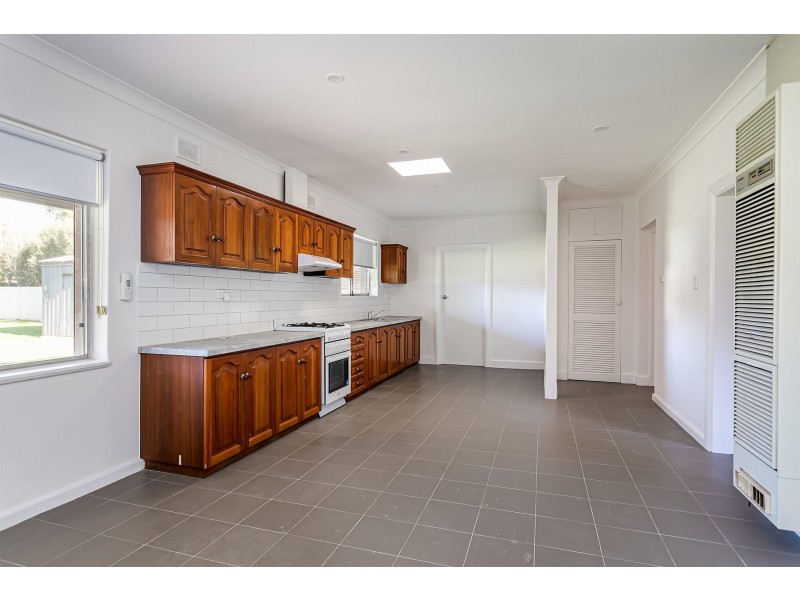 10 Claire Street, Lower Mitcham SA 5062