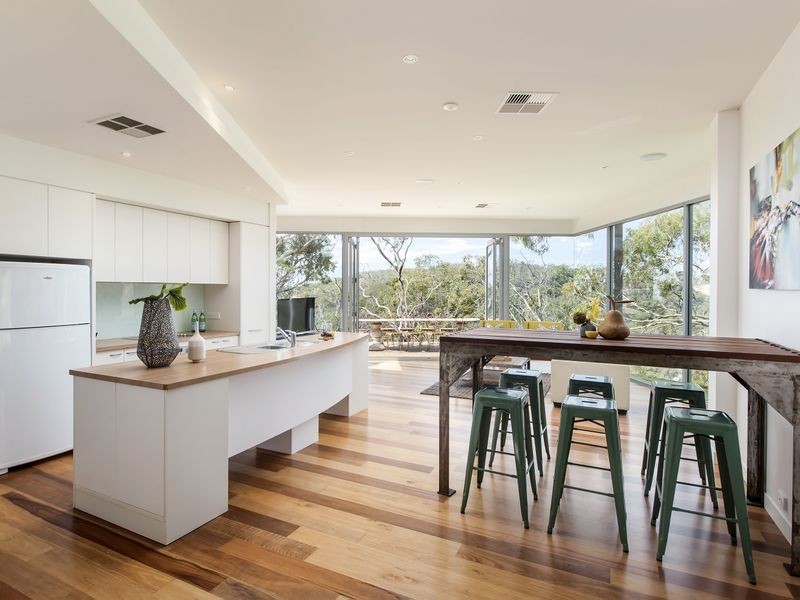 6 Whitbread Grove, Skye SA 5072