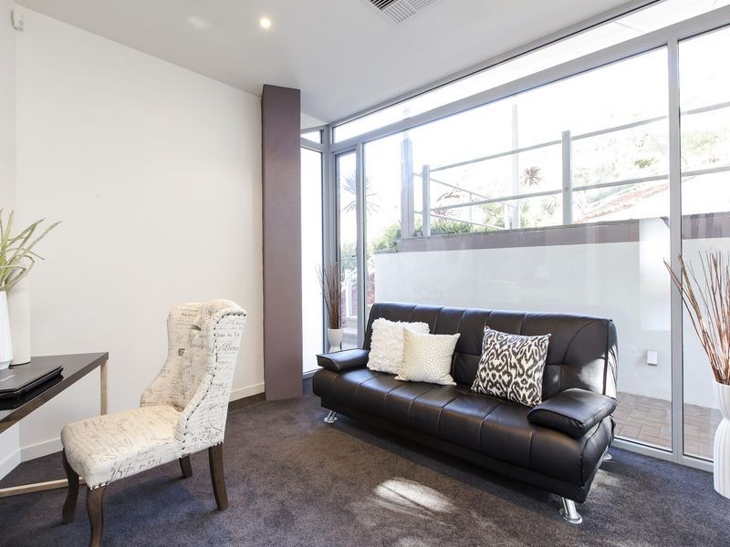 6 Whitbread Grove, Skye SA 5072