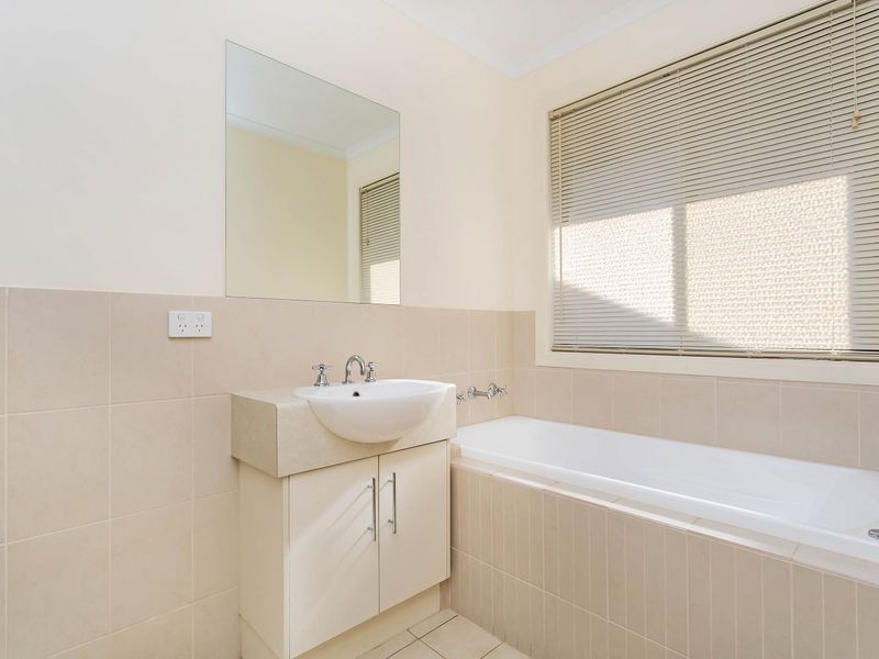 4/7 Kakadu Drive, Morphett Vale SA 5162