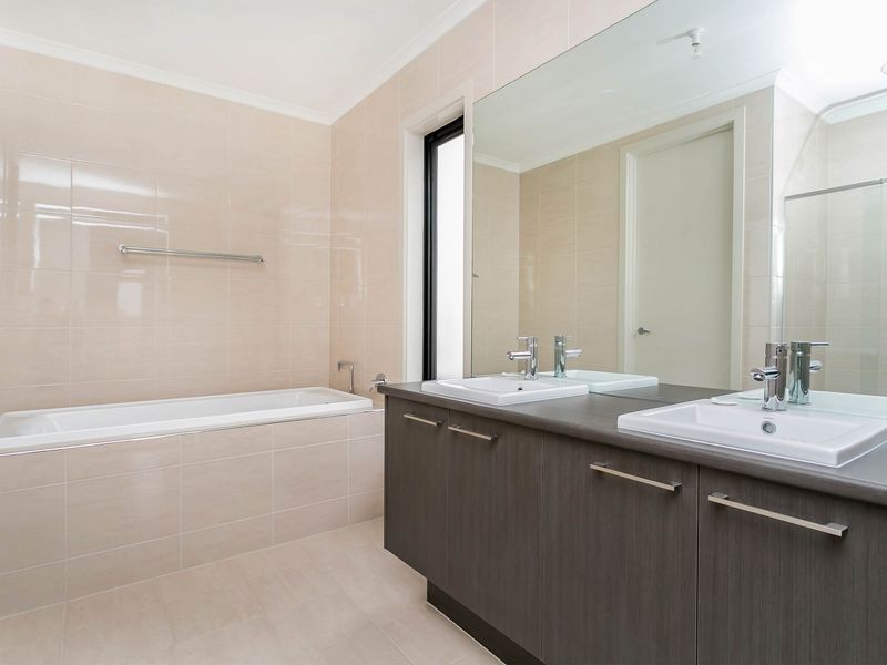 143b St Bernards Road, Rostrevor SA 5073