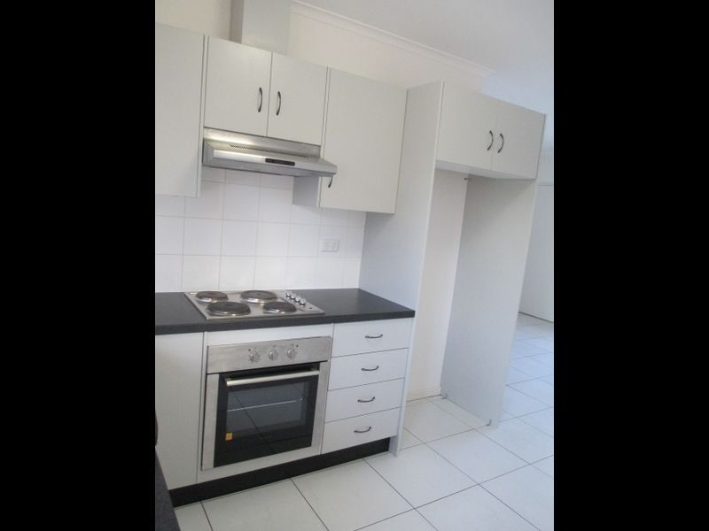 4/70 East Avenue, Black Forest SA 5035