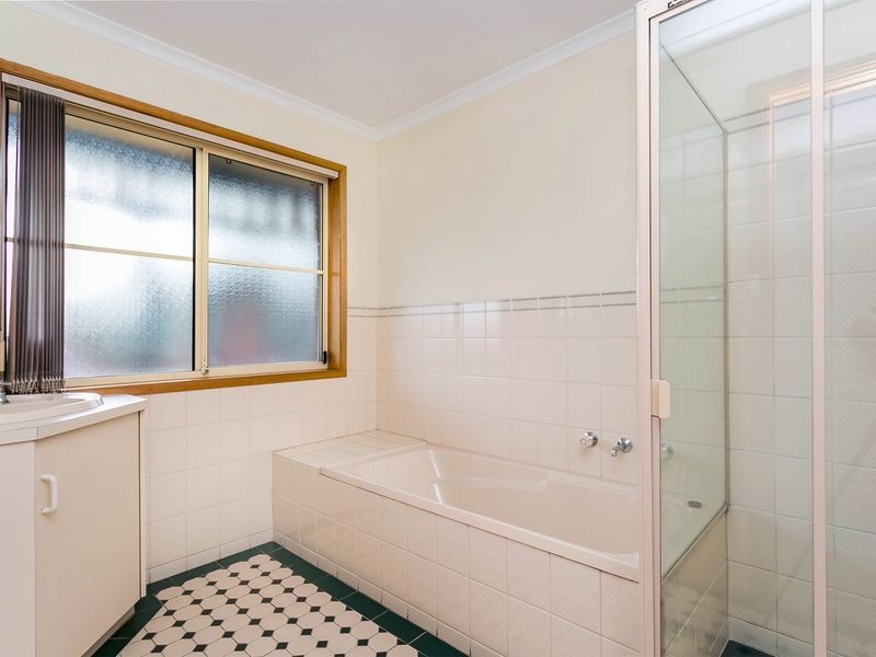 1/241 Findon Road, Findon SA 5023