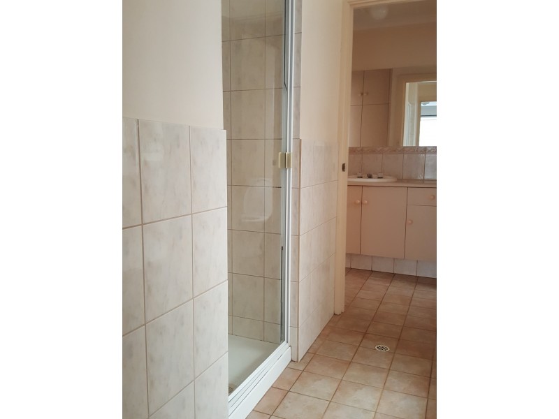 8 Wentworth Place, Brompton SA 5007