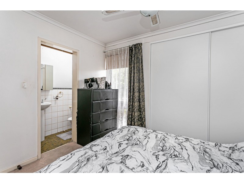 464 Bridge Road, Para Hills West SA 5096