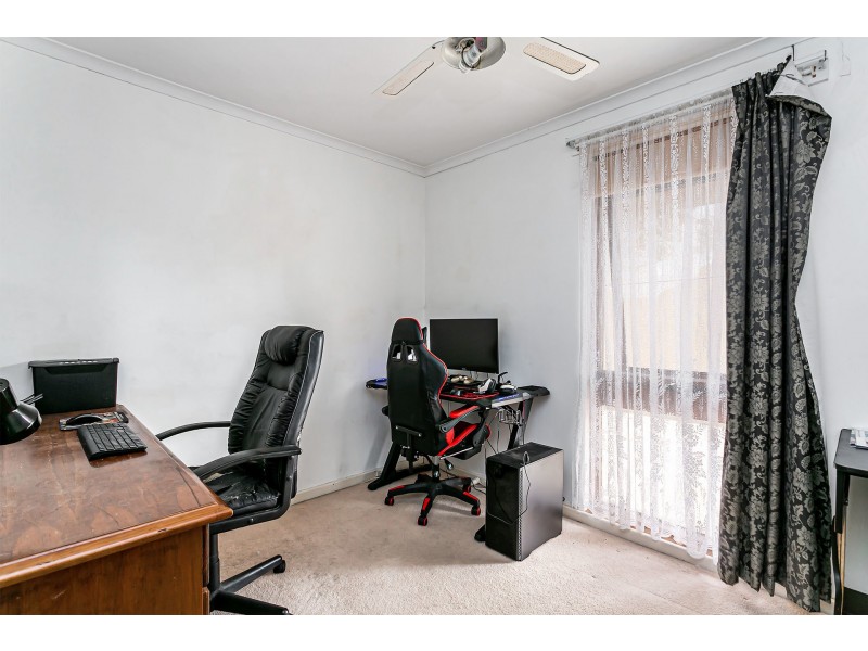 464 Bridge Road, Para Hills West SA 5096