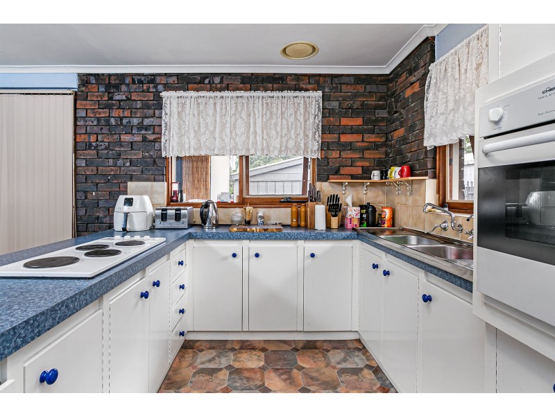 464 Bridge Road, Para Hills West SA 5096