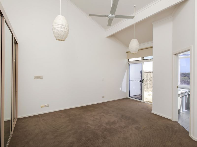 18 Gulf Point Drive, North Haven SA 5018