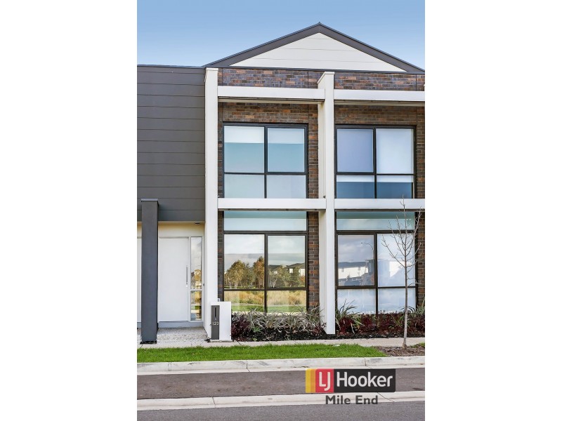 123 St Clair Avenue, St Clair SA 5280