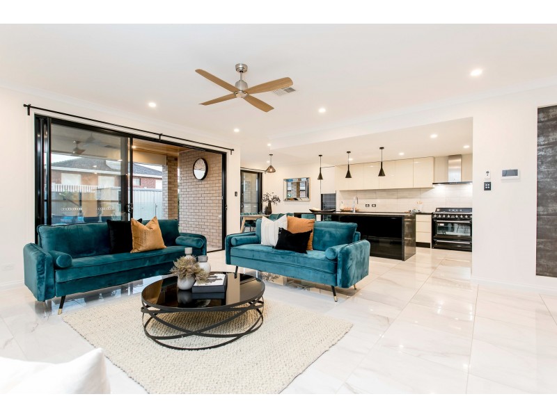 15 Mamande Crescent, Lockleys SA 5032
