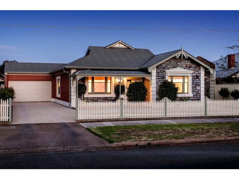 21 Coombe Road, Allenby Gardens SA 5009