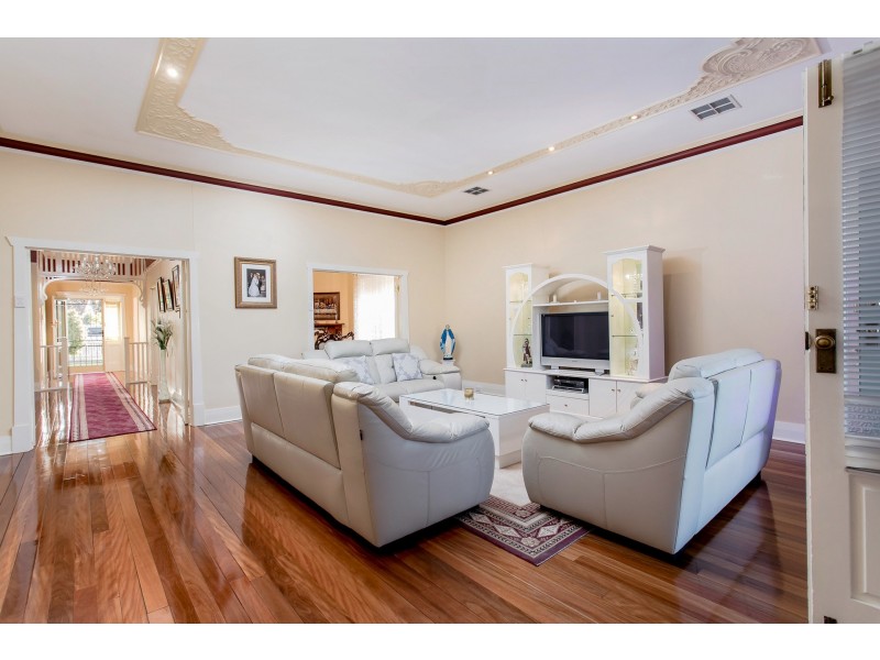 21 Coombe Road, Allenby Gardens SA 5009