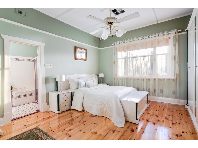 21 Coombe Road, Allenby Gardens SA 5009