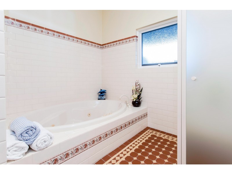 21 Coombe Road, Allenby Gardens SA 5009