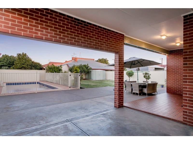 21 Coombe Road, Allenby Gardens SA 5009