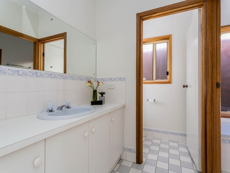 19 Barker Court, Mile End SA 5031
