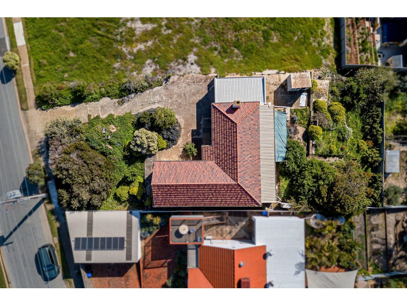 122 Seaview Road, Tennyson SA 5022