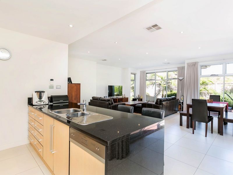 3/171 Military Road, Tennyson SA 5022