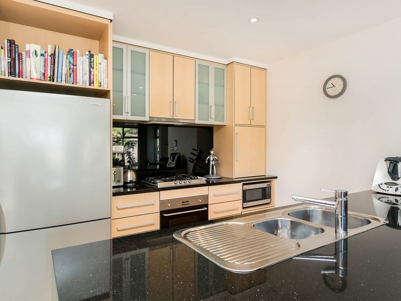 3/171 Military Road, Tennyson SA 5022