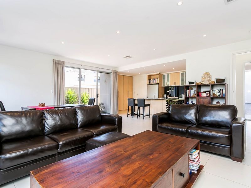 3/171 Military Road, Tennyson SA 5022