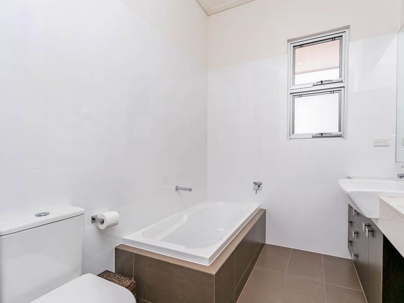 3/171 Military Road, Tennyson SA 5022