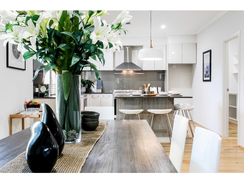 2 Cardinal Street, St Clair SA 5280