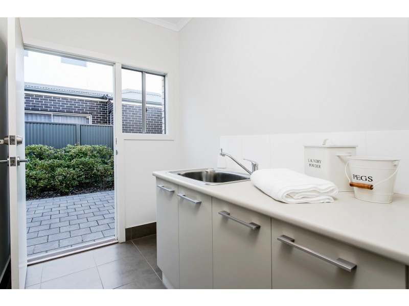 2 Cardinal Street, St Clair SA 5280