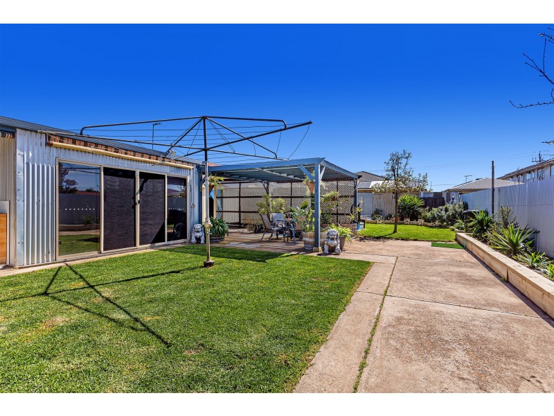 22 Waller Street, Mansfield Park SA 5012