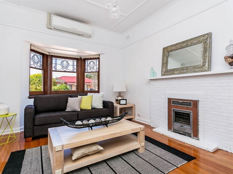 36 Ledger Rd, Woodville South SA 5011