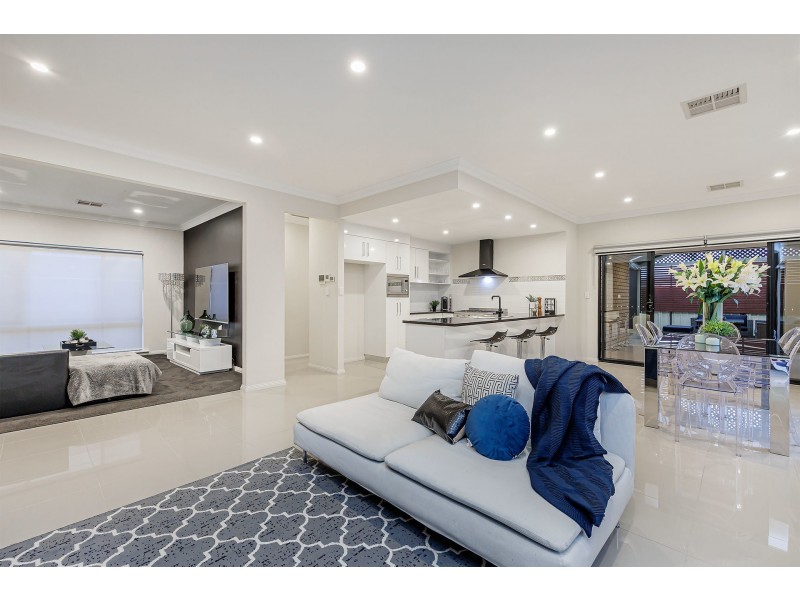 33 The Boulevard, Parafield Gardens SA 5107