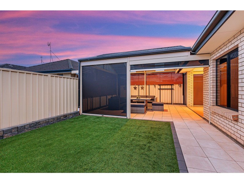 33 The Boulevard, Parafield Gardens SA 5107
