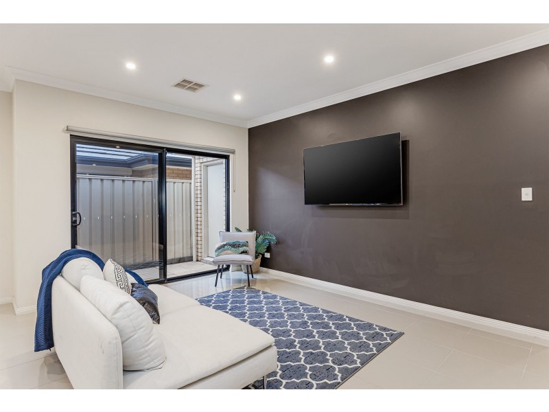 33 The Boulevard, Parafield Gardens SA 5107