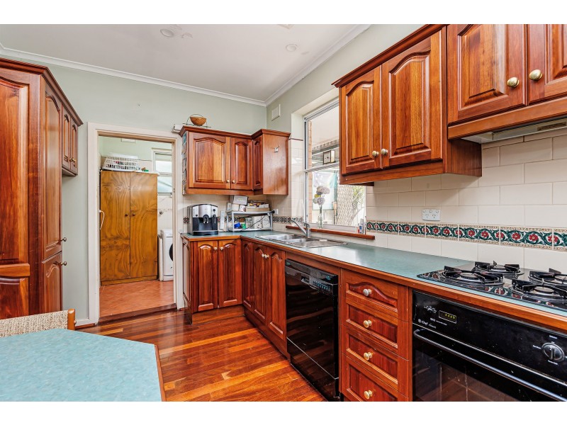 4 Hamilton Street, Glenelg North SA 5045