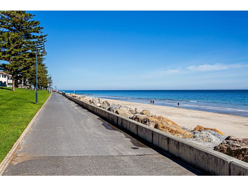 4 Hamilton Street, Glenelg North SA 5045