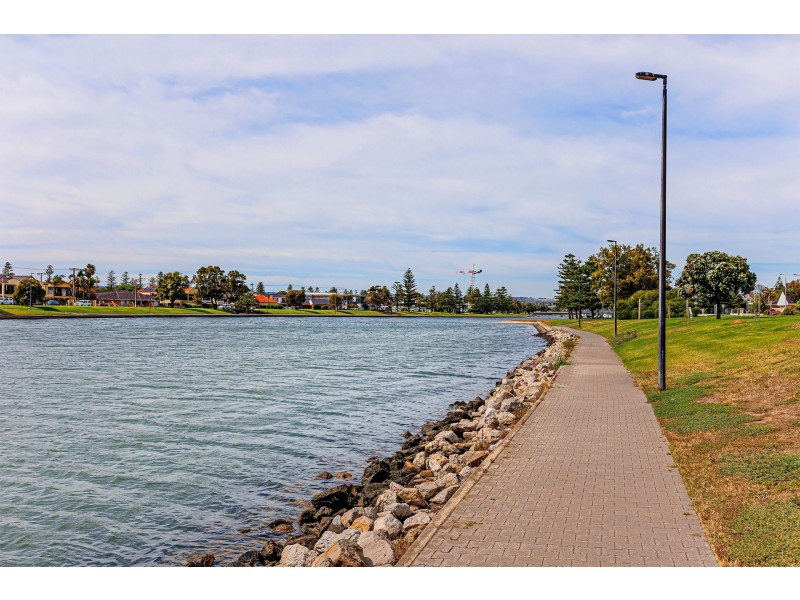 4 Hamilton Street, Glenelg North SA 5045