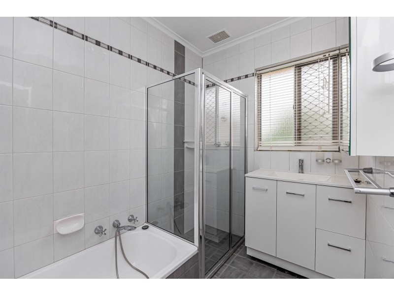 516 Milne Road, Redwood Park SA 5097