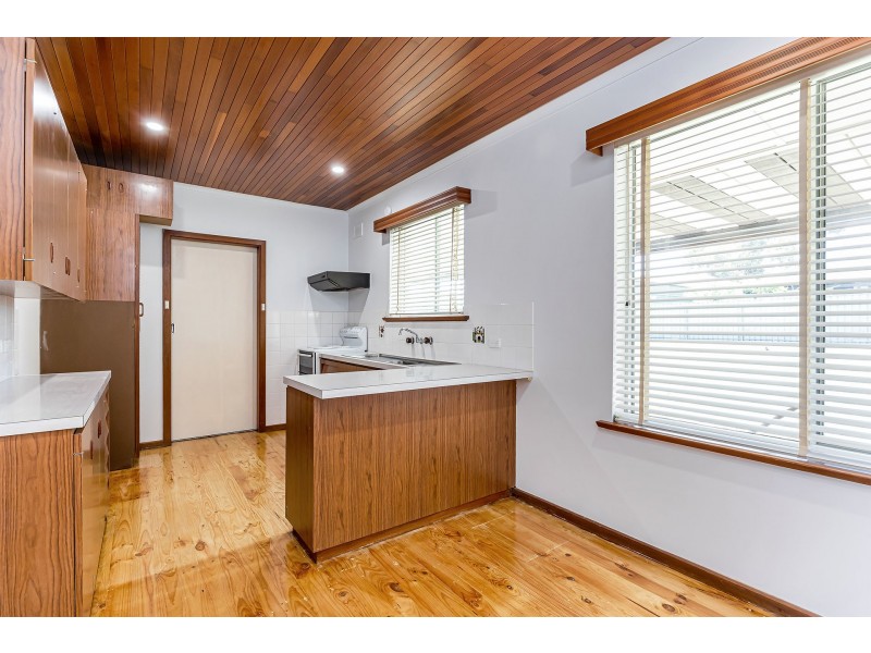 6 Armbuster Street, Hope Valley SA 5090