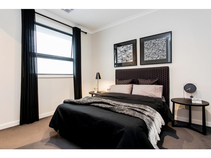 3 Stallion Drive, St Clair SA 5280