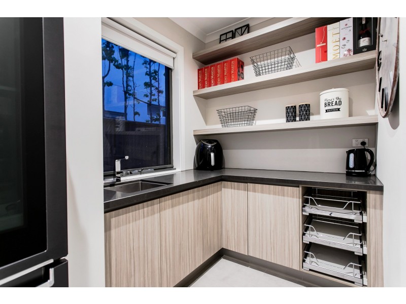 3 Stallion Drive, St Clair SA 5280