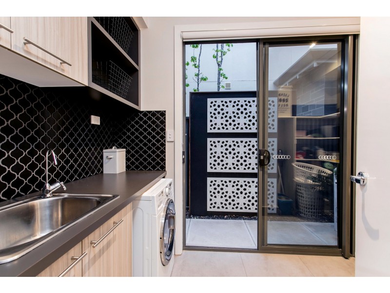 3 Stallion Drive, St Clair SA 5280