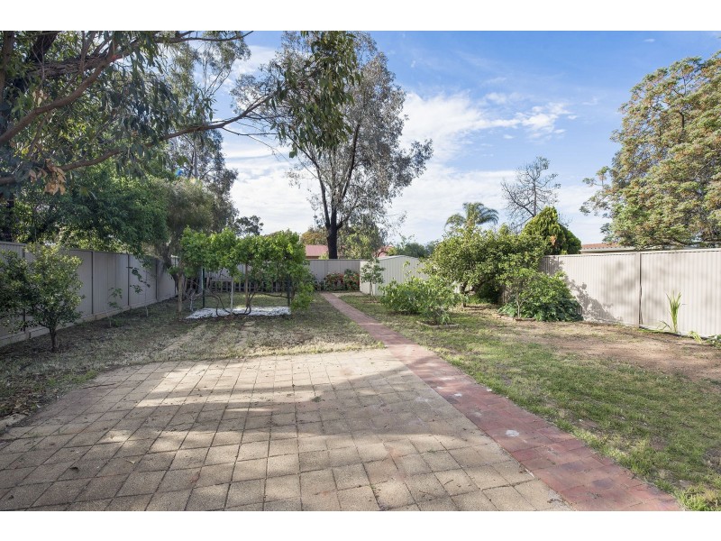 22 Fourth Avenue, Woodville Gardens SA 5012