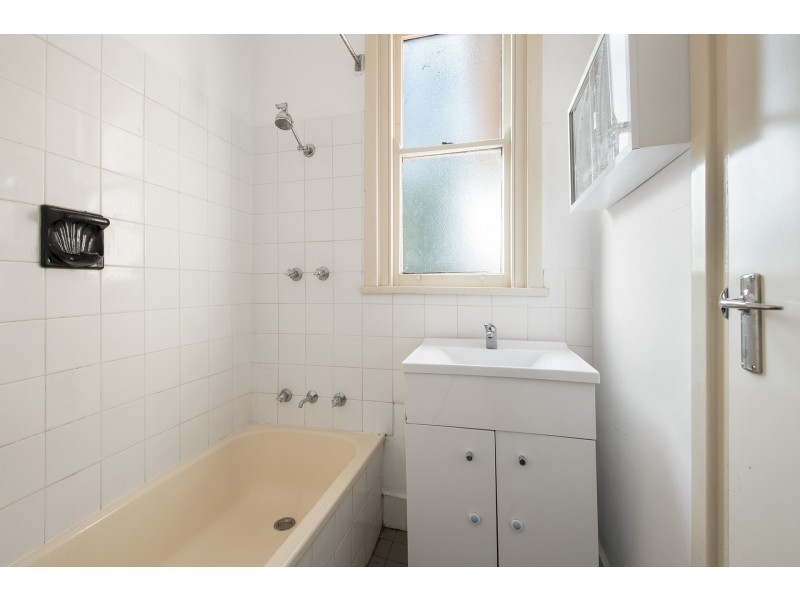 22 Fourth Avenue, Woodville Gardens SA 5012