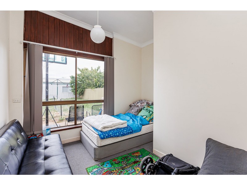 17 George Street, Royal Park SA 5014