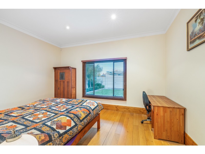 137 William Street, Beverley SA 5009