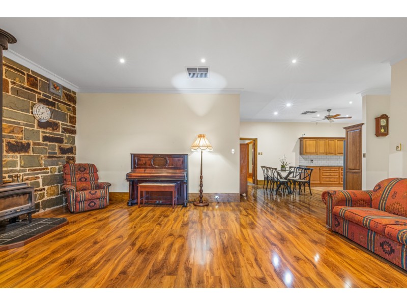 137 William Street, Beverley SA 5009