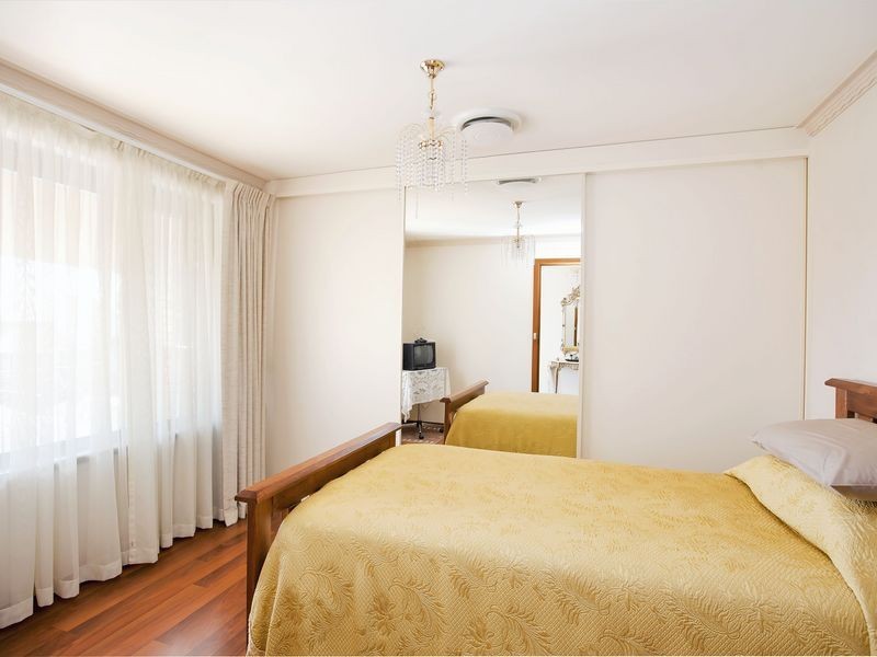 10 Toledo Court, Gulfview Heights SA 5096