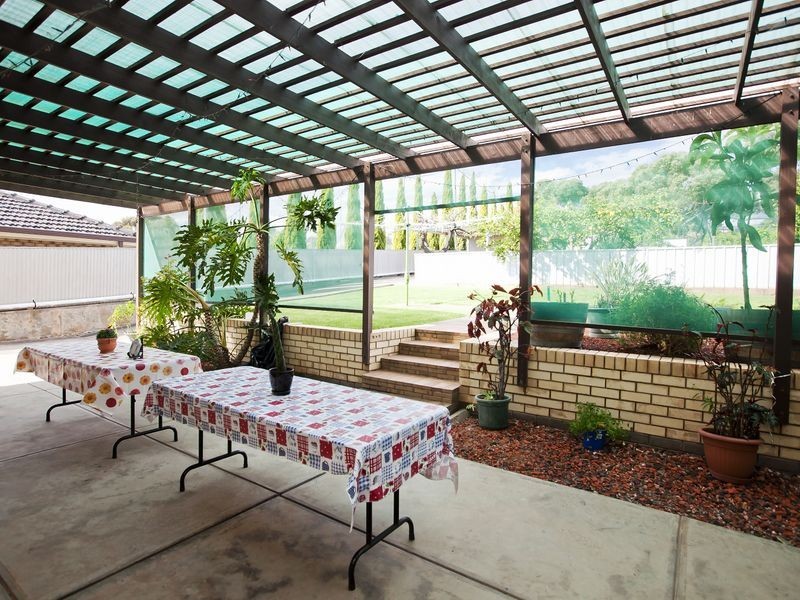 10 Toledo Court, Gulfview Heights SA 5096