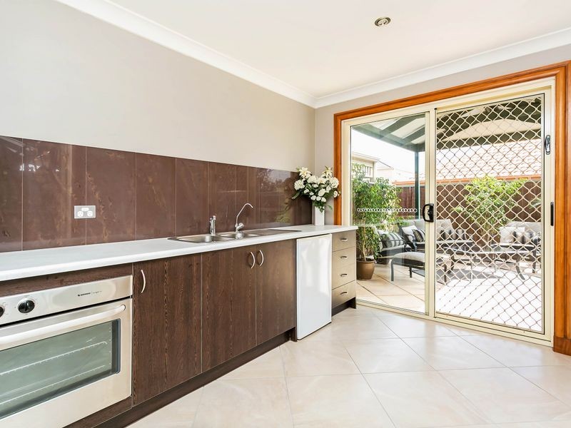 11 Spencer Court, Mawson Lakes SA 5095