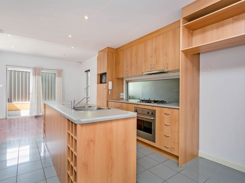 19 Vinrace Street, Adelaide SA 5000