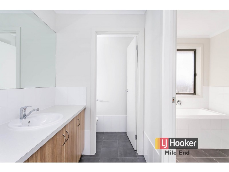 2 Rawlings Circuit, Evanston SA 5116